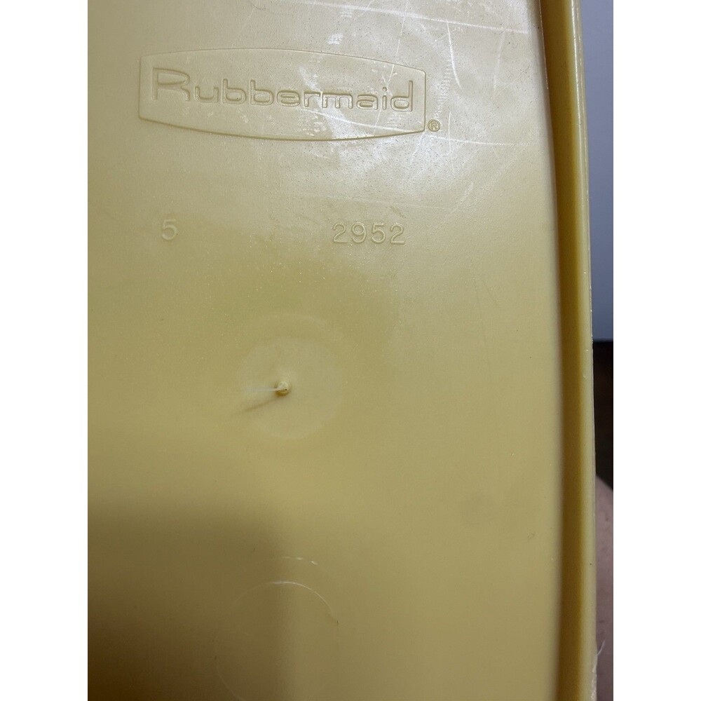Vtg Rubbermaid Bathroom Waste Trash Can Harvest Gold Daisies 2952 5 MCM 70’s - Picture 8 of 11